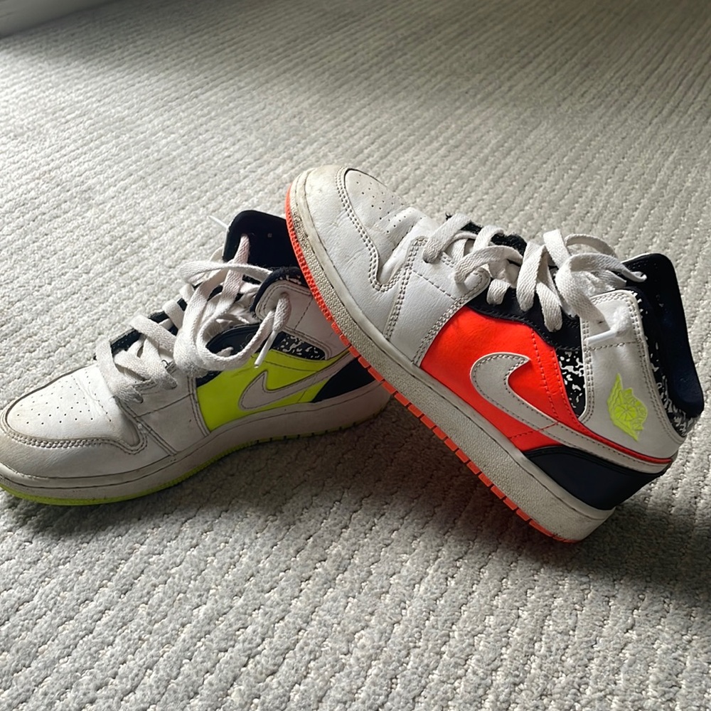 Nike Boys Air Jordan High Top Sneakers